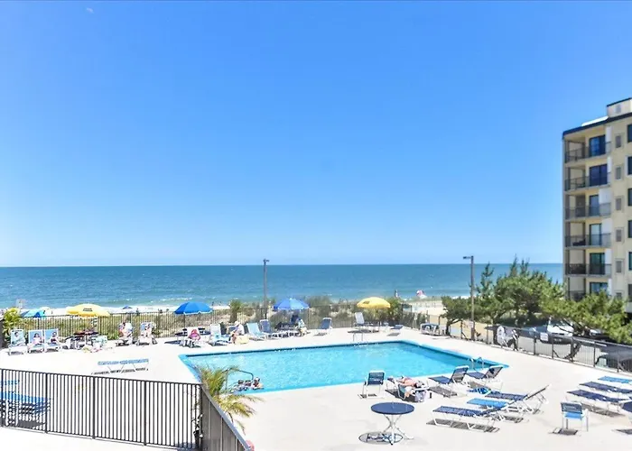 2 Bedroom With Outdoor Pool And Ocean Views Ferienhaus Ocean Stadt